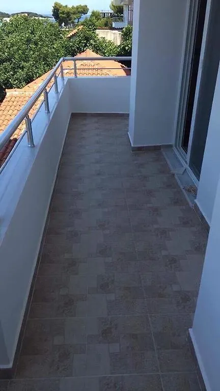 Seafront Apartment 卡萨米尔 阿尔巴尼亚